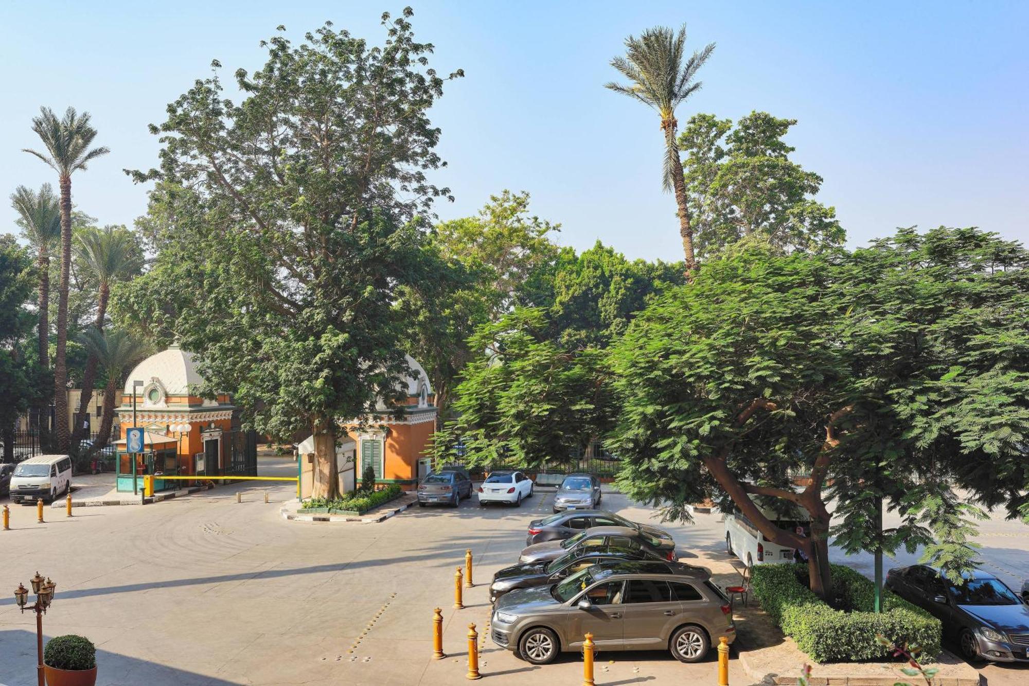 开罗万豪酒店及奥马尔海亚姆赌场 Giza 外观 照片 The entrance to the station