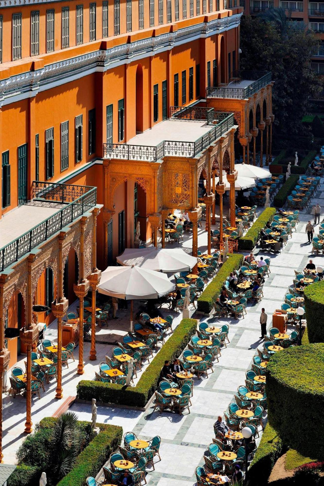 开罗万豪酒店及奥马尔海亚姆赌场 Giza 外观 照片 The Hotel's courtyard